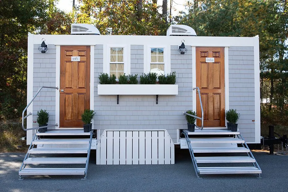 Wedding restroom units discretely staged at a venue in Eufaula, Alabama